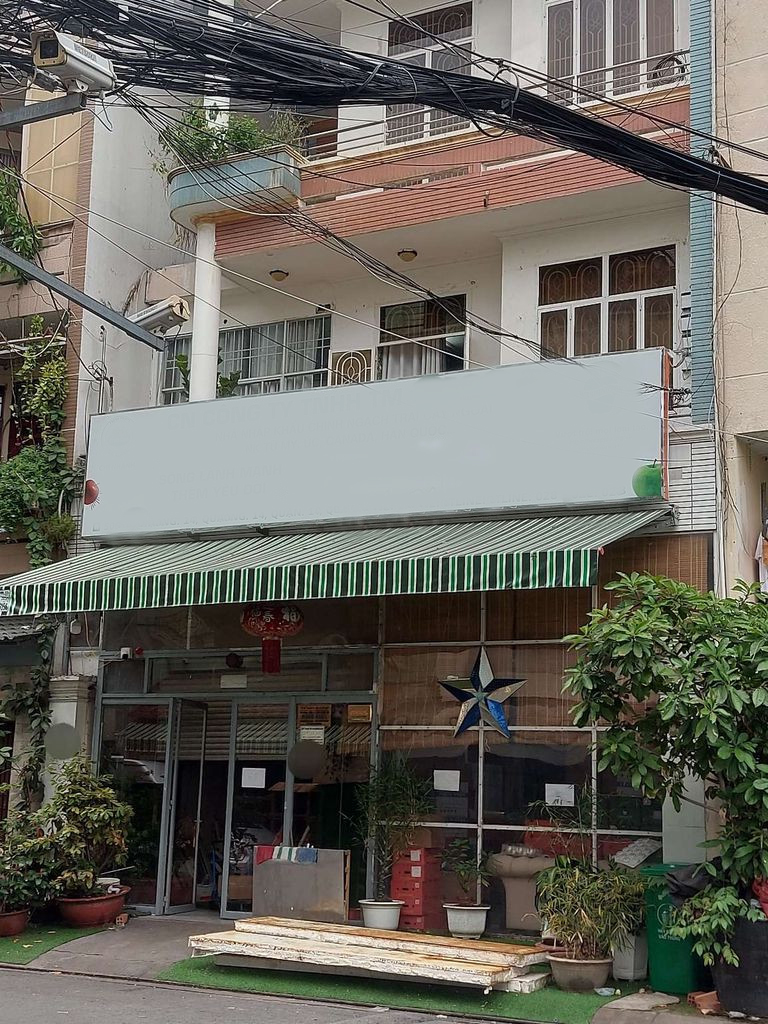 Cho thuê Nhà Hẻm XT 10m đường 3/2 . P.14, Quận 10